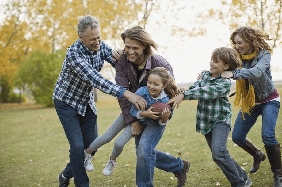 10 Ideas to Create Meaningful Family Moments CircleCare_meaningful_family_moments