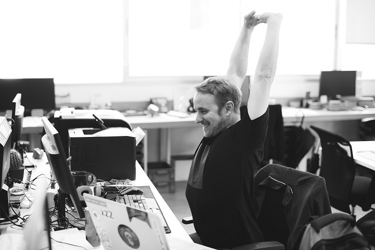 stretching-at-work-circlecare