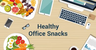 healthy-snacks-office-desk-circlecare